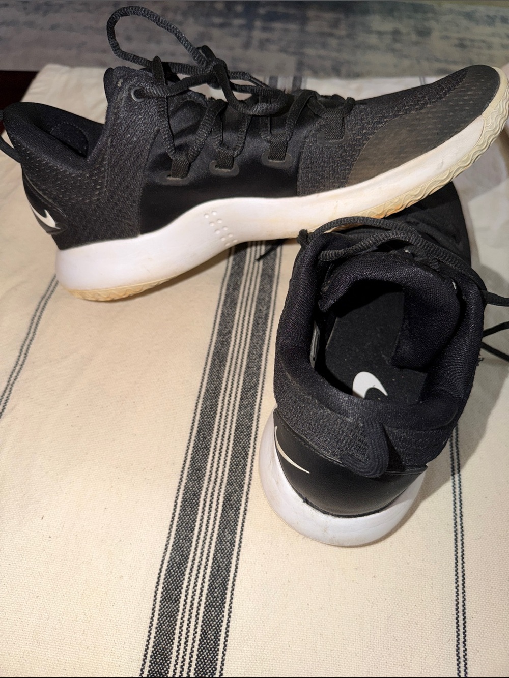 Nike Hyperdunk Black Athletic Basketball Shoe